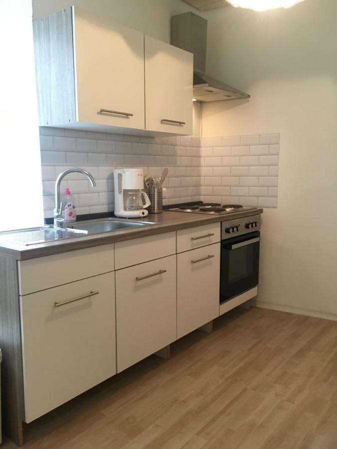 Gemuetliches Appartement Naehe Zentrum Mit Kueche Hassfurt Bagian luar foto