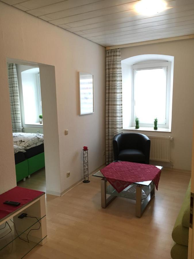 Gemuetliches Appartement Naehe Zentrum Mit Kueche Hassfurt Bagian luar foto
